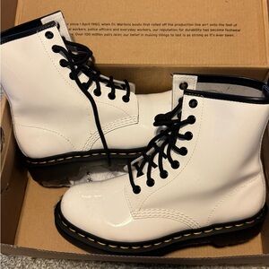 Dr. Martens White Patent Lamper Boots